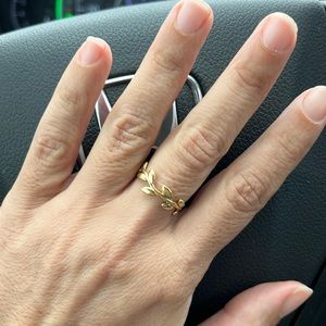 Tiffany Olive Leaf 18k Ring